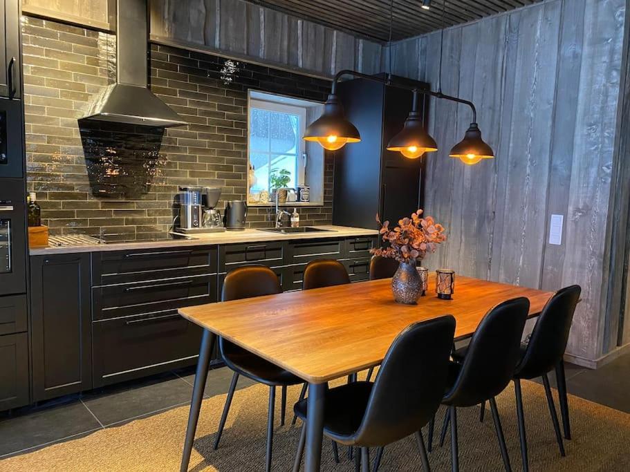 Modern Stuga Med Ski Lodge Kaensla Järvsö 외부 사진