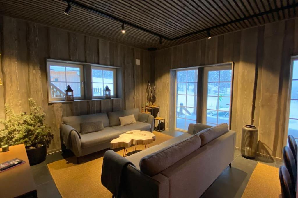 Modern Stuga Med Ski Lodge Kaensla Järvsö 외부 사진