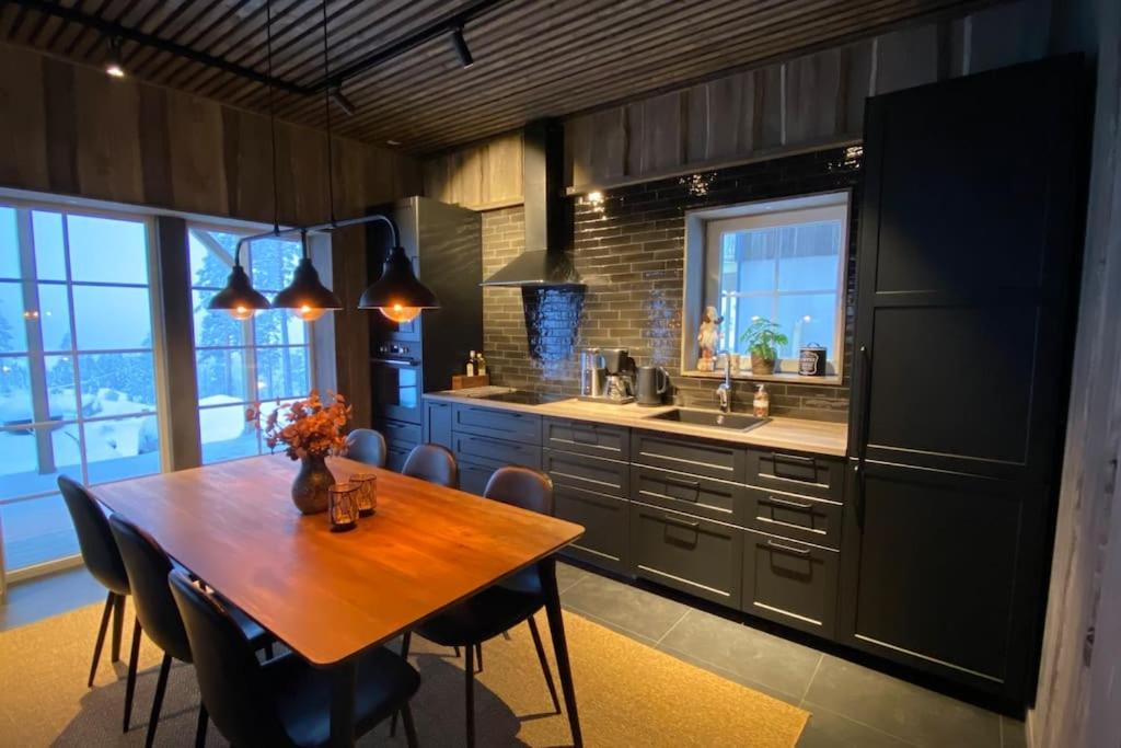 Modern Stuga Med Ski Lodge Kaensla Järvsö 외부 사진