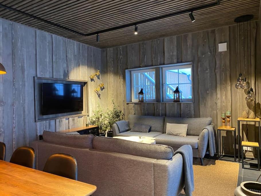 Modern Stuga Med Ski Lodge Kaensla Järvsö 외부 사진