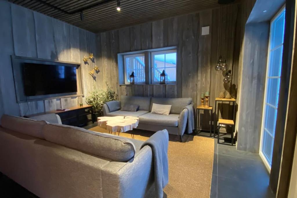 Modern Stuga Med Ski Lodge Kaensla Järvsö 외부 사진